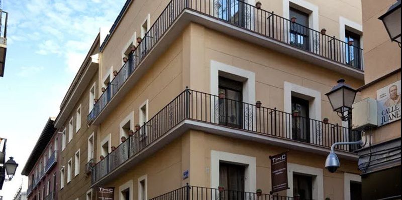 Apartamento Tirso De Molina Madrid Bagian luar foto