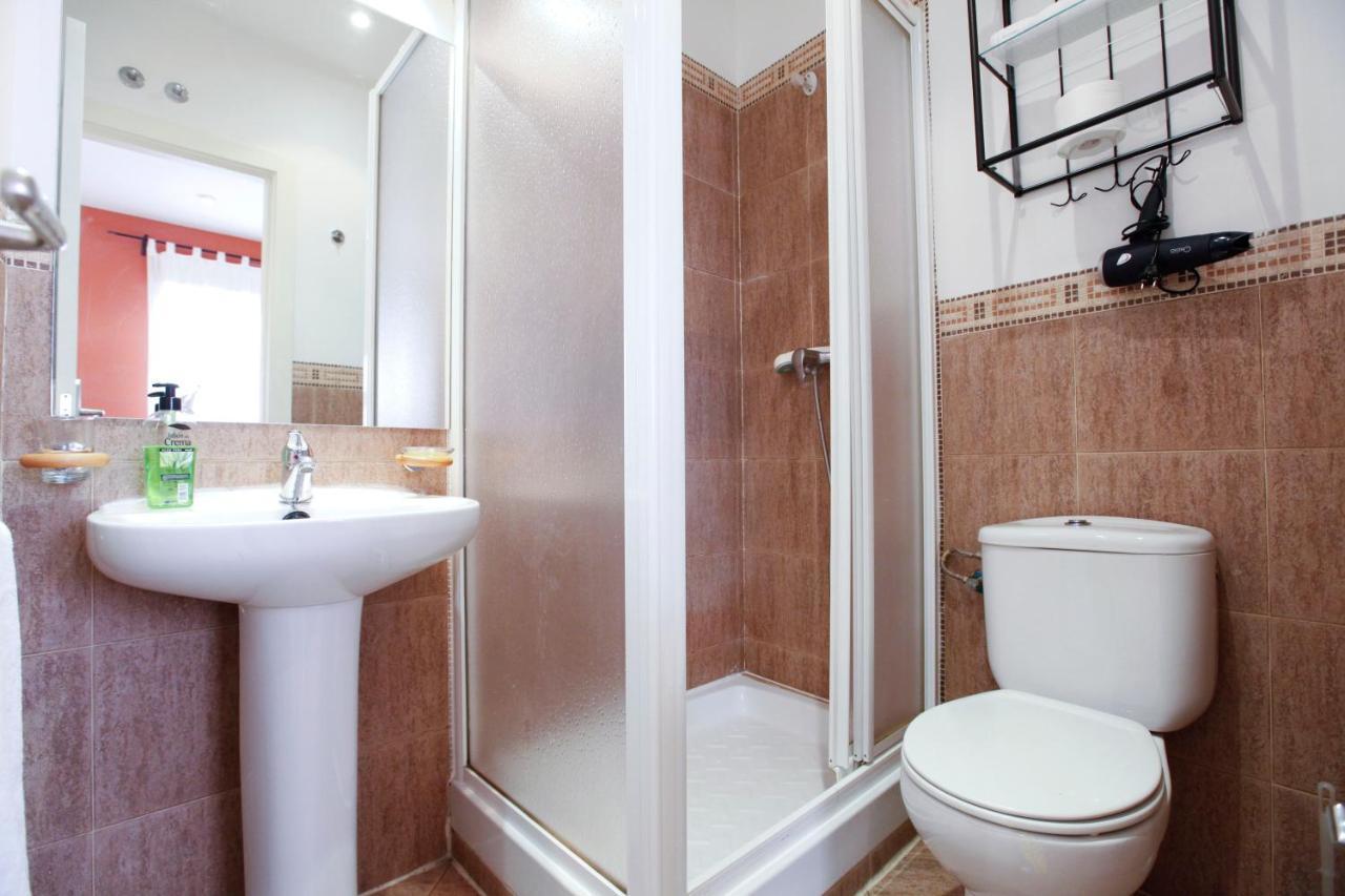 Apartamento Tirso De Molina Madrid Bagian luar foto
