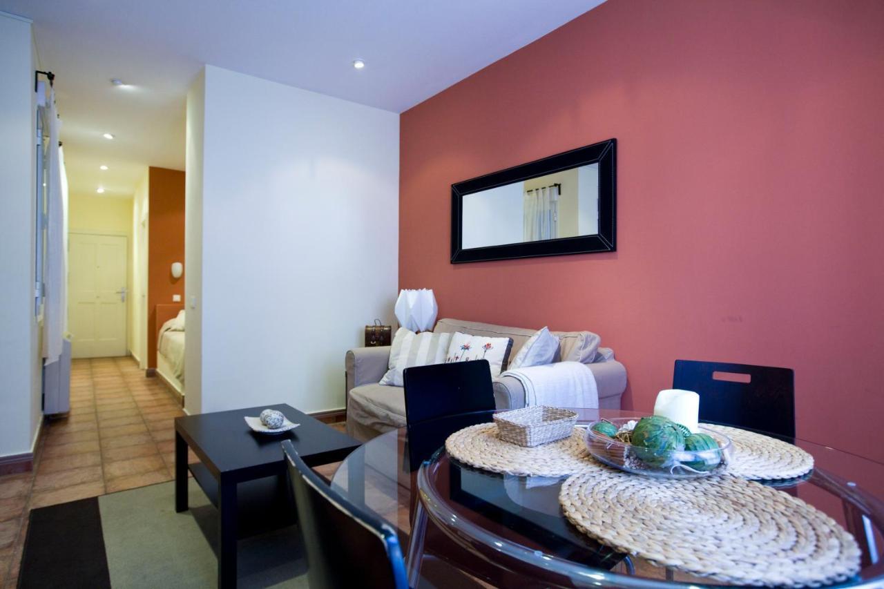 Apartamento Tirso De Molina Madrid Bagian luar foto